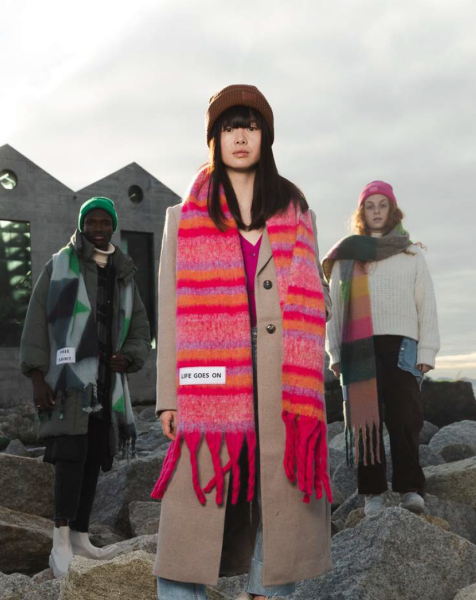 Winter hat stay focus verb to do