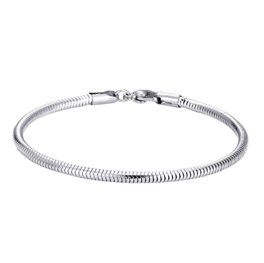 Stainless steel bracelet in silver color