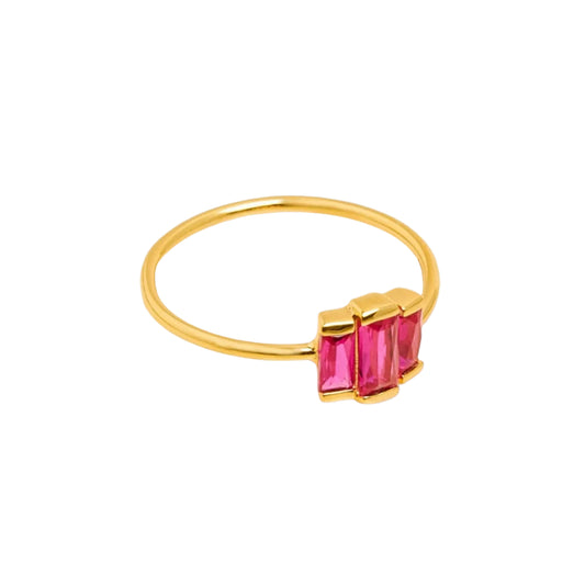Une A Une Three Crystal Fuchsia Ring