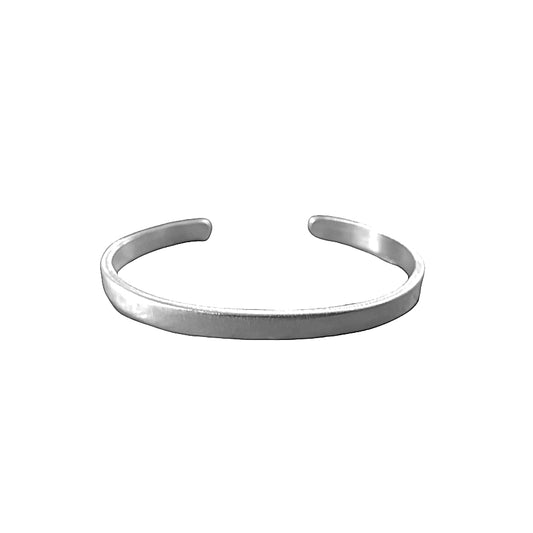 Slim silver bracelet